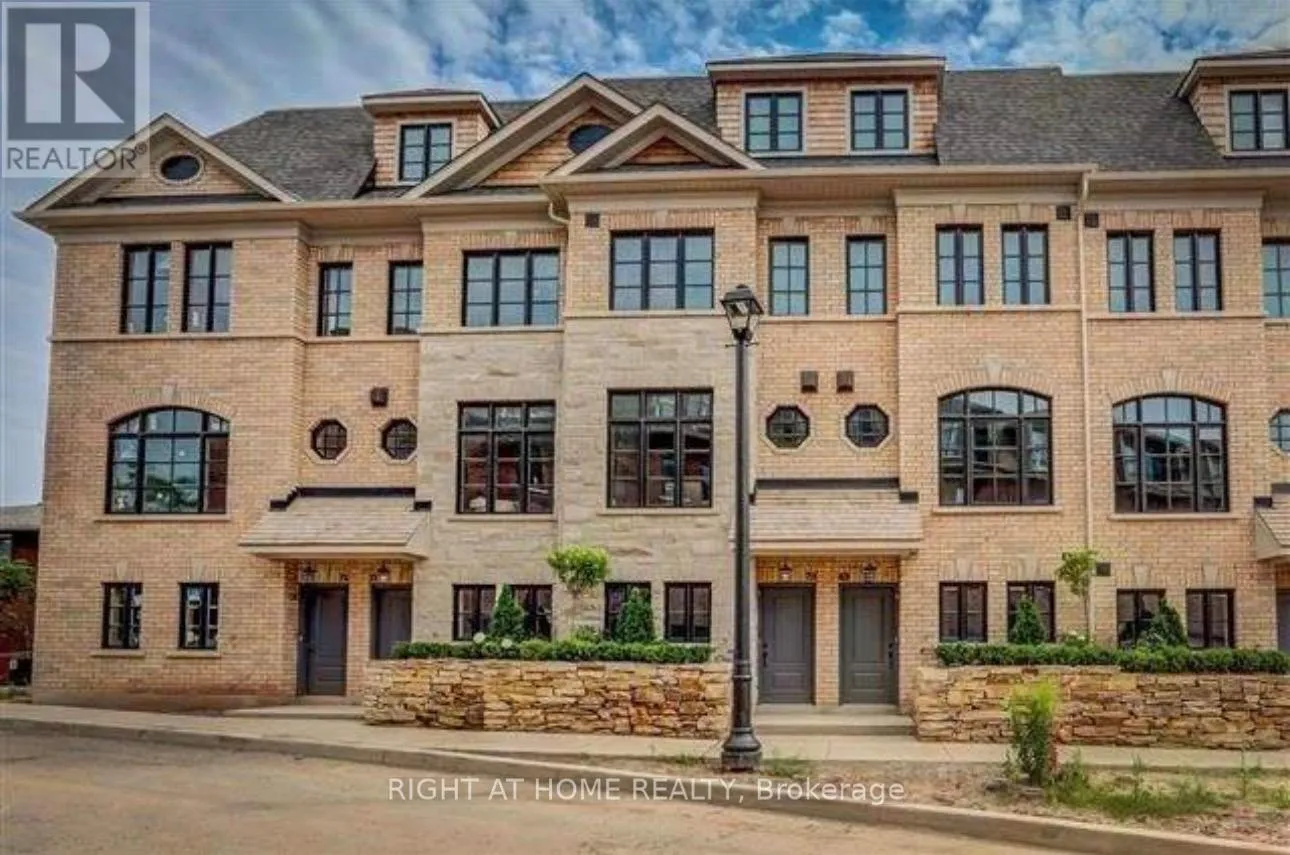 Row / Townhouse for rent: 70 - 290 Royalton Common, Oakville, Ontario L6H 0N4