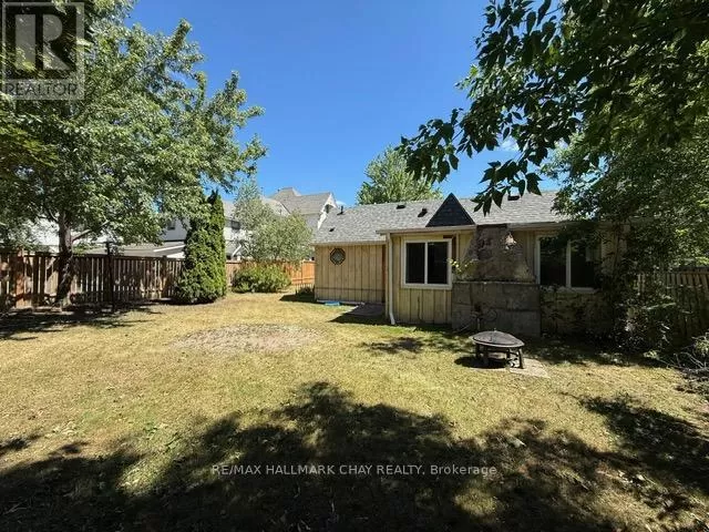 House for rent: 70 High Street, Barrie, Ontario L4N 1W4