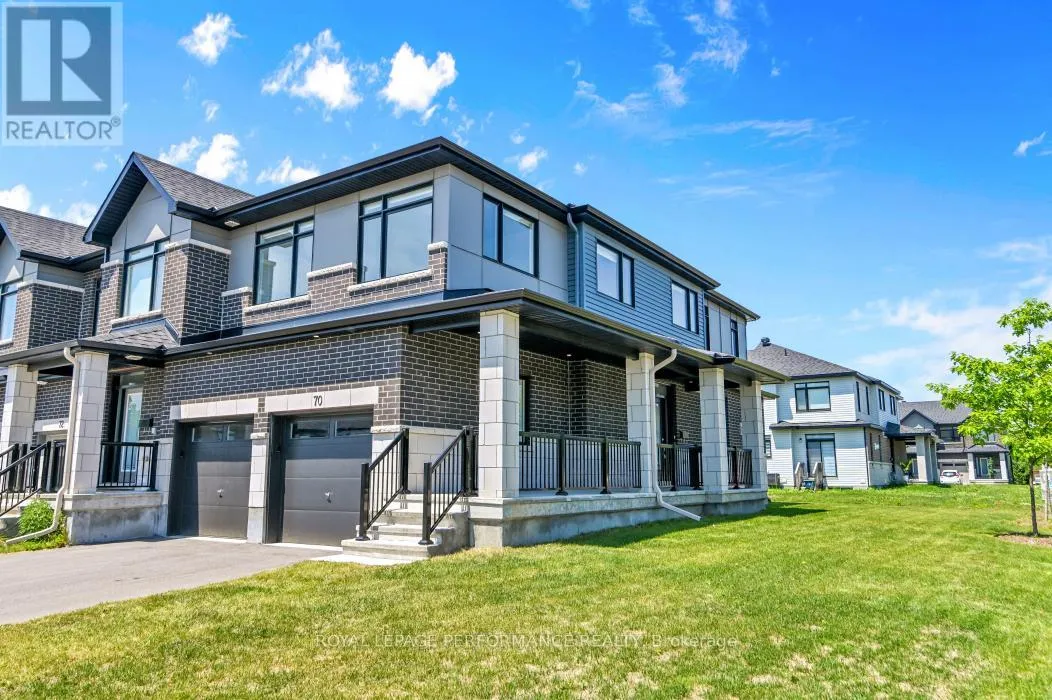 Row / Townhouse for rent: 70 Nettle Crescent, Ottawa, Ontario K1T 0W9