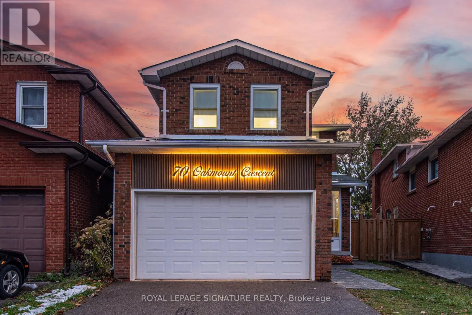 House for rent: 70 Oakmount Crescent, Vaughan, Ontario L4K 2C3