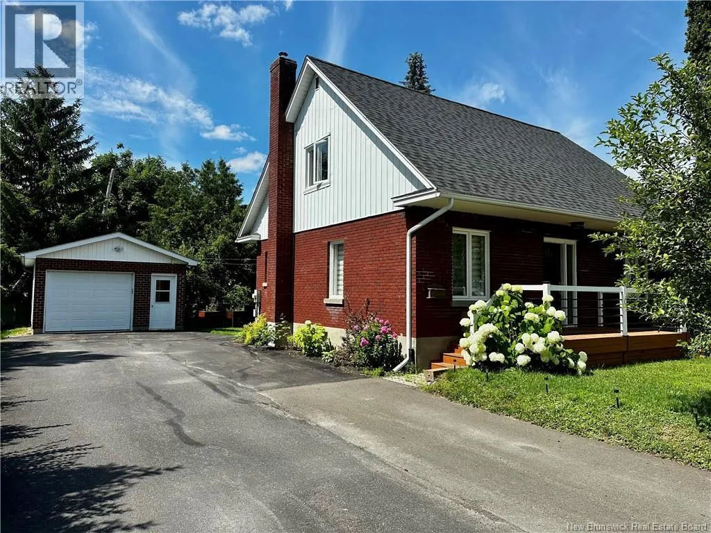 House for rent: 70 Ordonnance Avenue, Edmundston, New Brunswick E3V 1C5