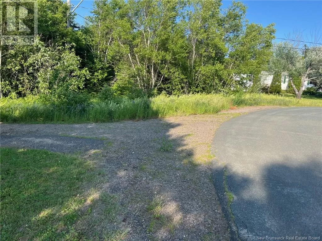 70 Rue Jeanne D'arc, RiviAre-A-La-Truite, New Brunswick E1X 2N4