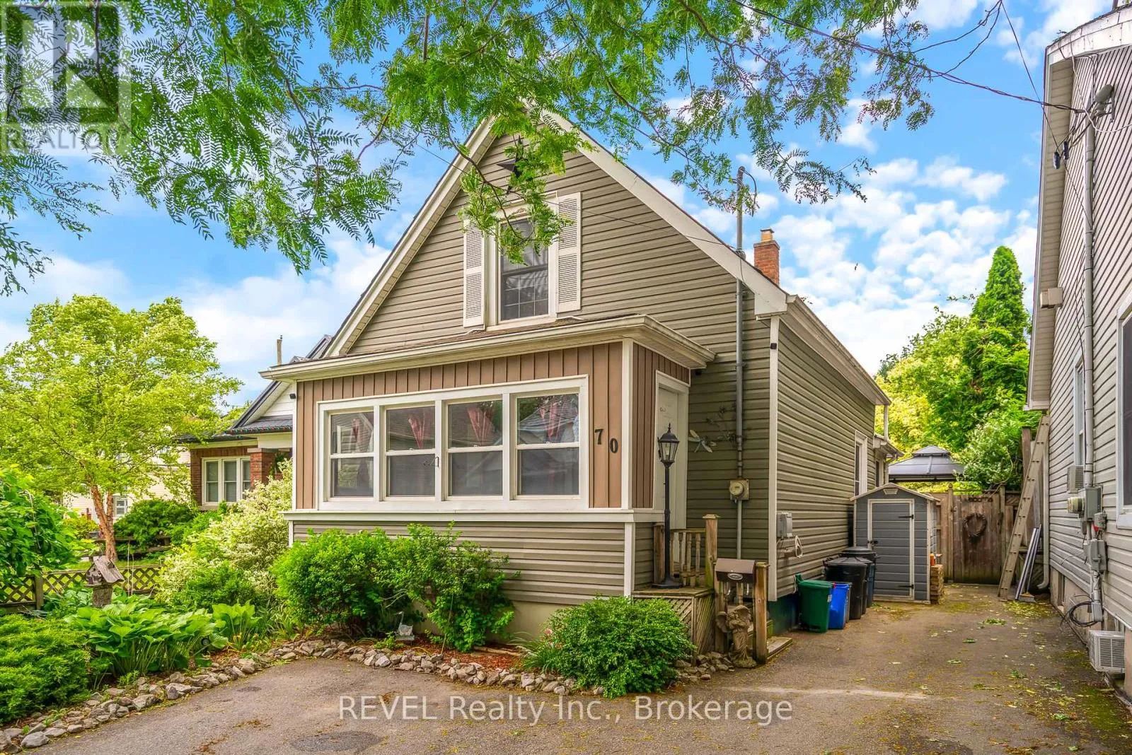 House for rent: 70 York Street, St. Catharines, Ontario L2R 6C7