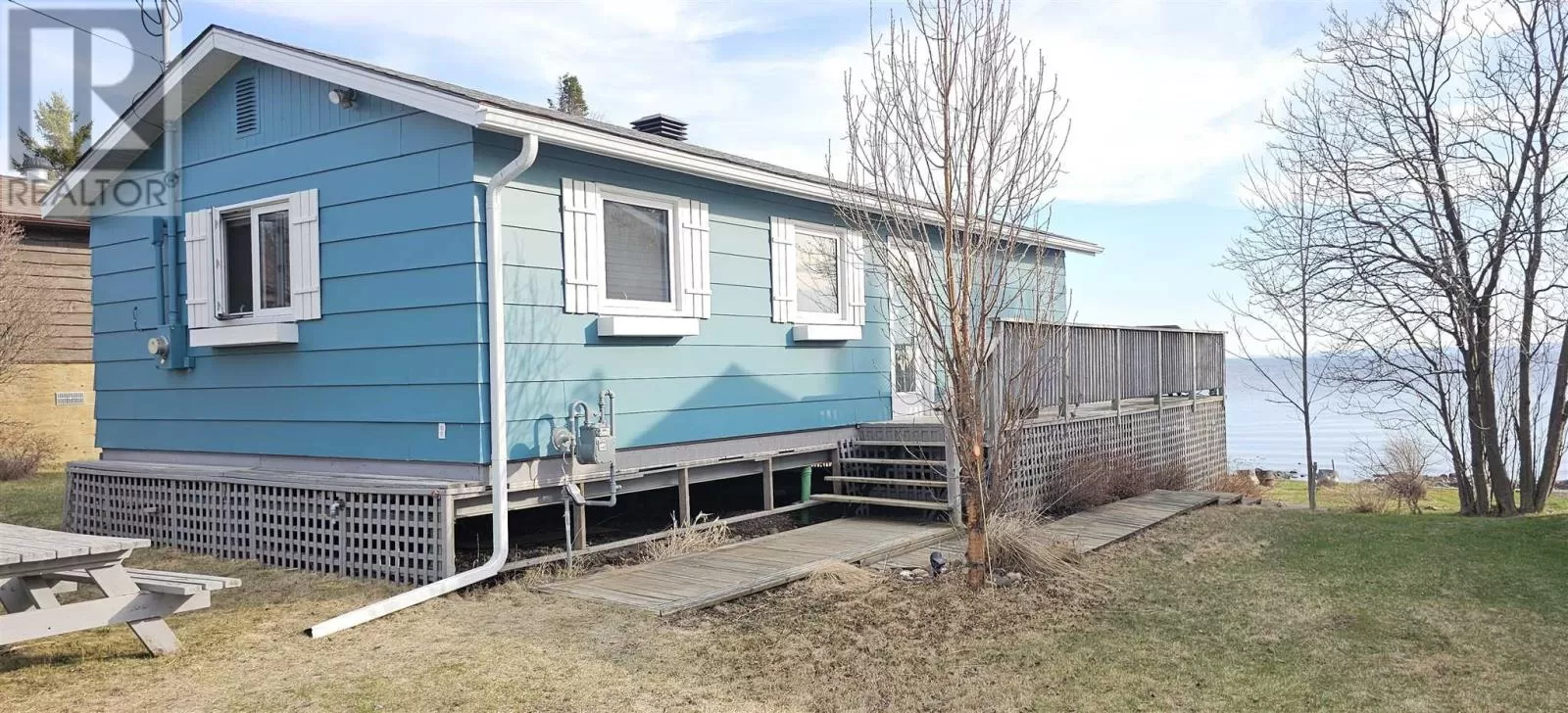 700 East Green Bay Rd, McGregor/Shuniah, Ontario P7A 0H5