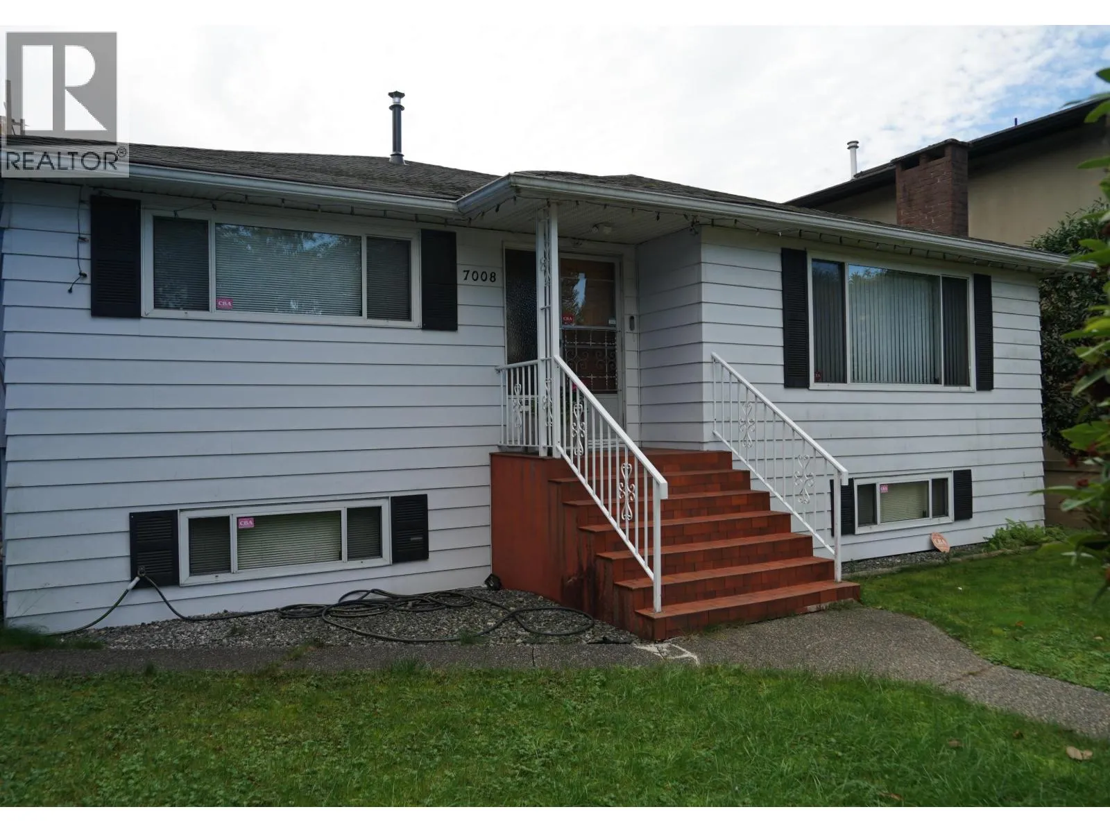 House for rent: 7008 Curtis Street, Burnaby, British Columbia V5A 1J6