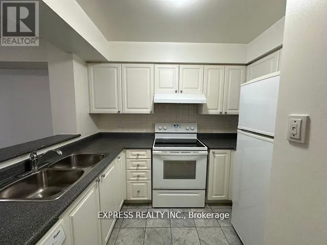 Apartment for rent: 701 - 18 Hillcrest Avenue, Toronto, Ontario M2N 6T5