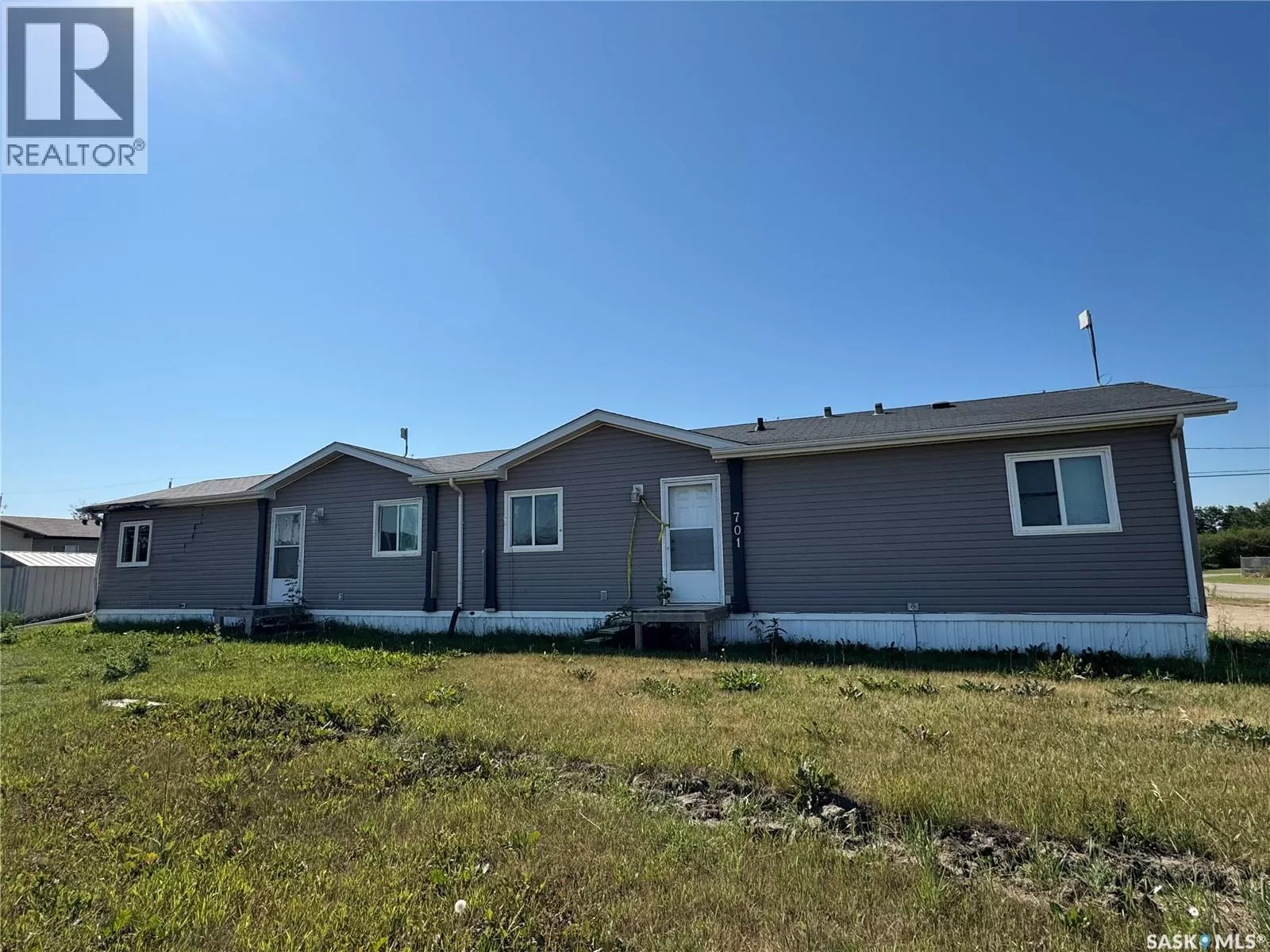 House for rent: 701 2nd Avenue E, Shellbrook, Saskatchewan S0J 2E0