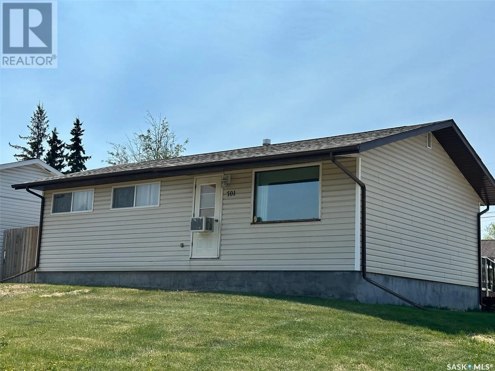 House for rent: 701 Donald Street, Hudson Bay, Saskatchewan S0E 0Y0