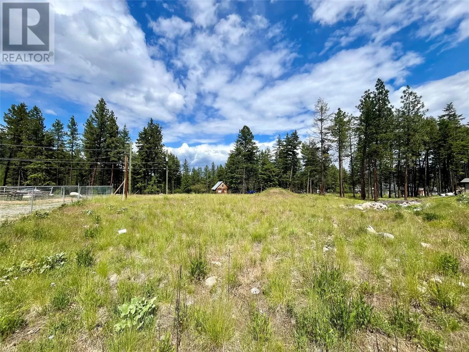 Other for rent: 701 Fairbridge Road, Kelowna, British Columbia V0E 2G3