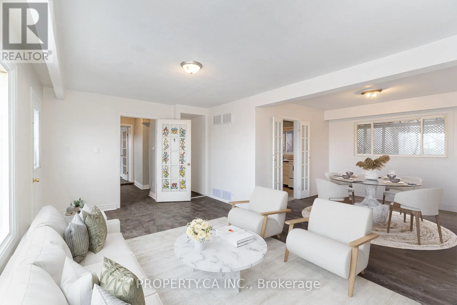 House for rent: 701 Finch Avenue W, Toronto, Ontario M3H 4X4