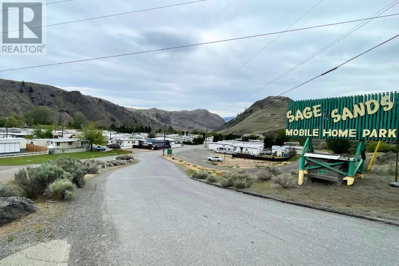 Residential Commercial Mix for rent: 701 Trans Canada Highway, Cache Creek, British Columbia V0K 1H0