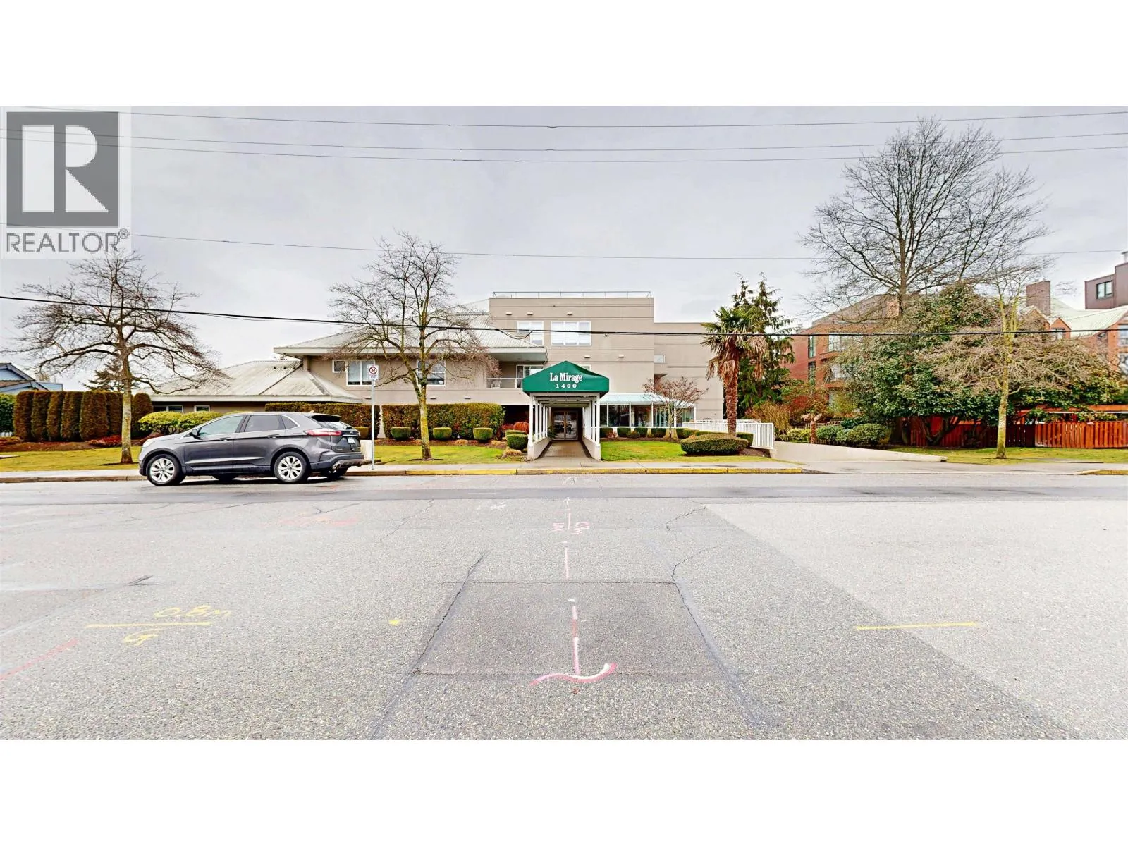 Apartment for rent: 702 1400 View Crescent, Delta, British Columbia V4L 1Z1