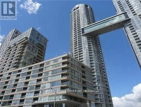 Apartment for rent: 702 - 151 Dan Leckie Way, Toronto, Ontario M5V 4B2