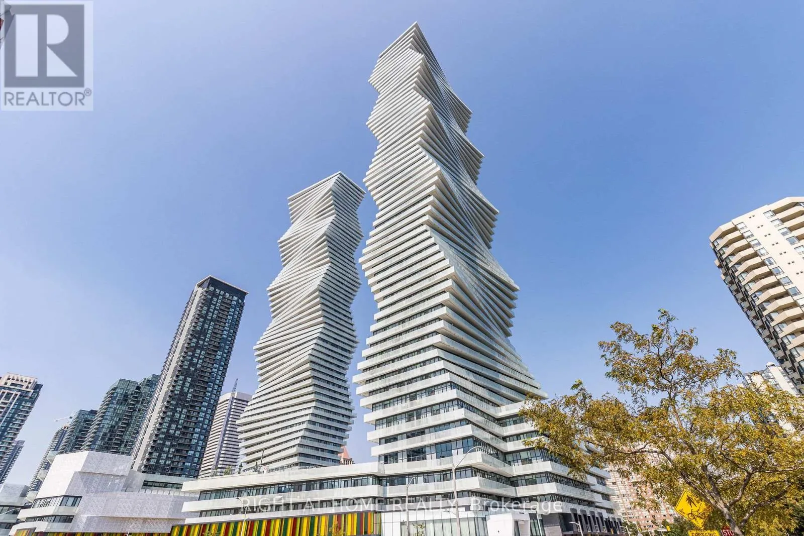 Apartment for rent: 702 - 3883 Quartz Road, Mississauga, Ontario L5B 0M4