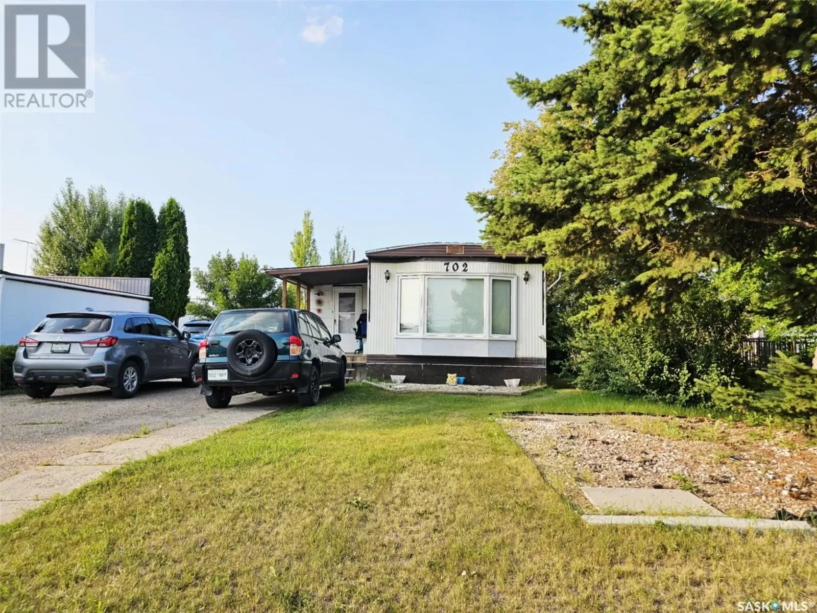 Mobile Home for rent: 702 Fifth Avenue W, Melville, Saskatchewan S0A 2P0