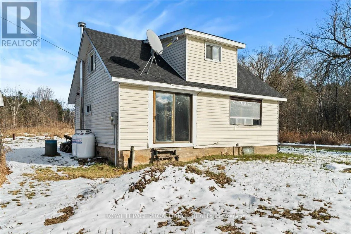 House for rent: 702 French Settlement Road N, Tweed), Ontario K0K 3J0