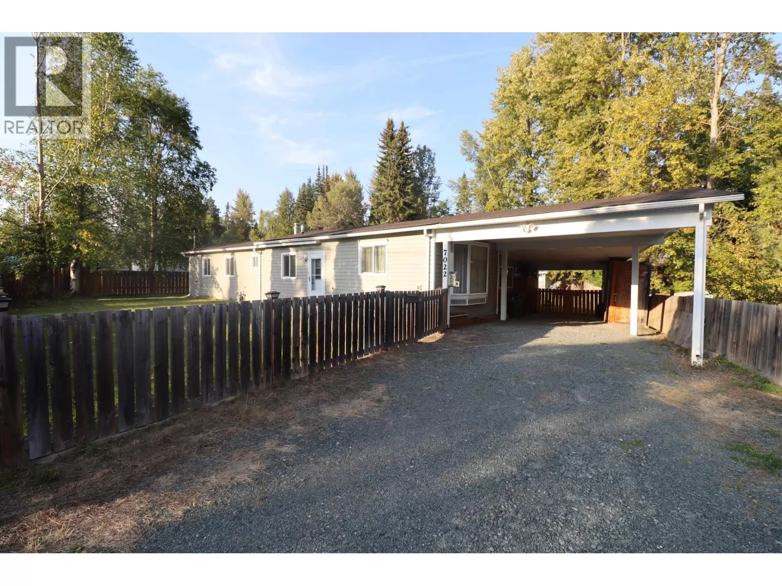 Manufactured Home/Mobile for rent: 7022 Adam Drive, Prince George, British Columbia V2K 2M7