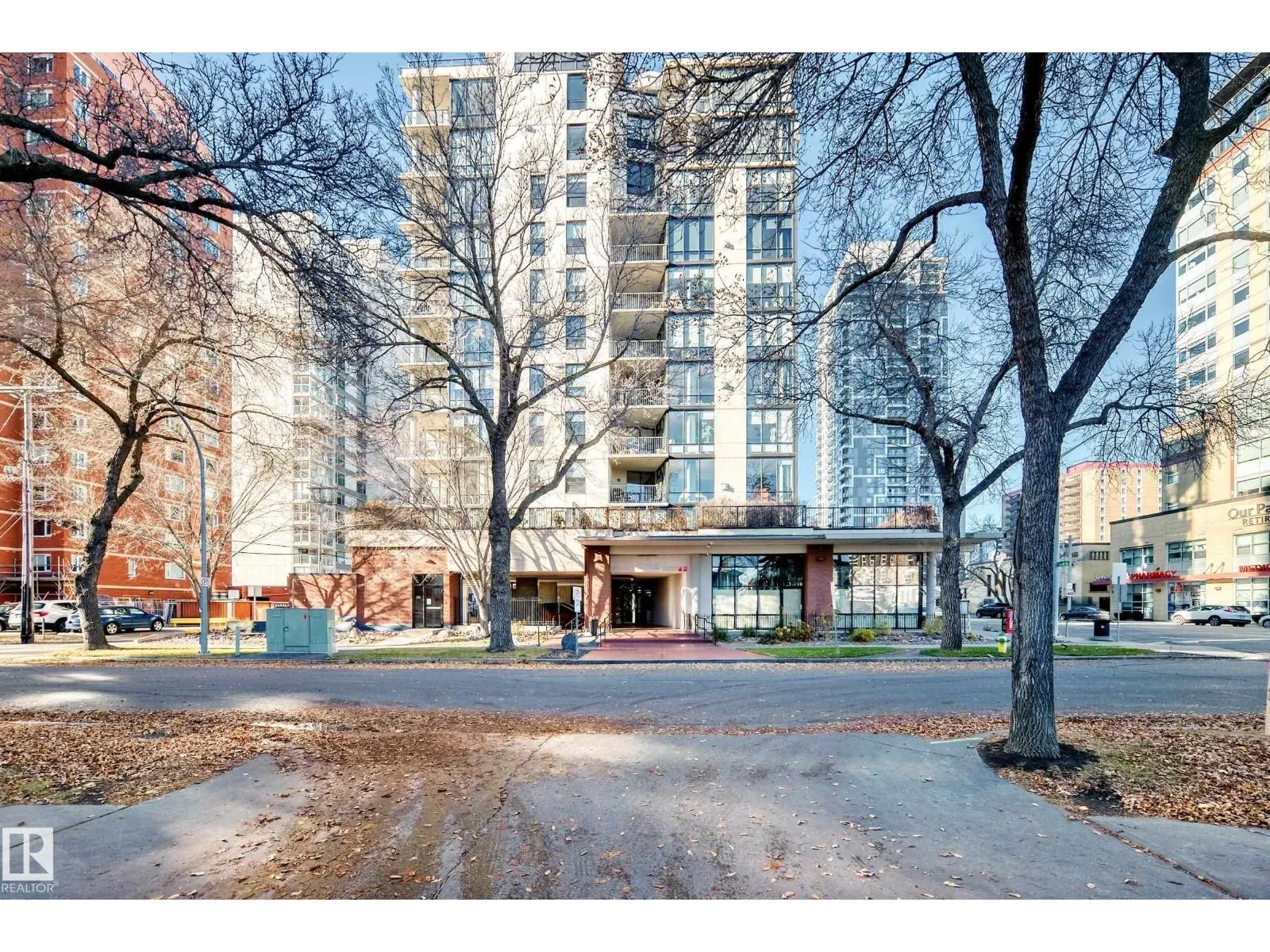 Apartment for rent: #703 10028 119 St Nw, Edmonton, Alberta T5K 1Y8