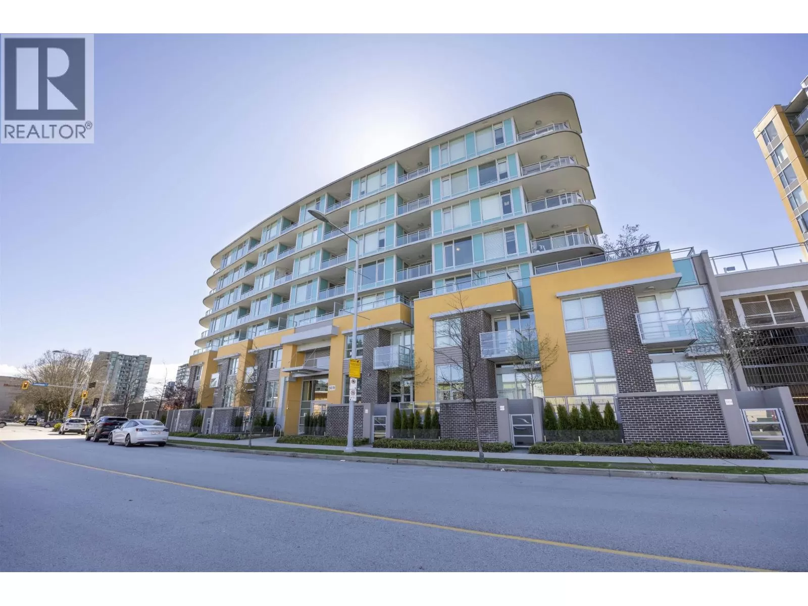 Apartment for rent: 703 5619 Cedarbridge Way, Richmond, British Columbia V6X 0P8