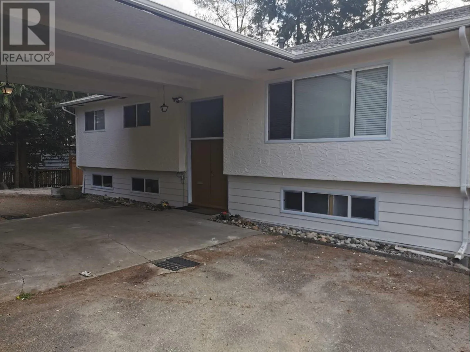 House for rent: 7044 Fielding Court, Burnaby, British Columbia V5A 1Y5