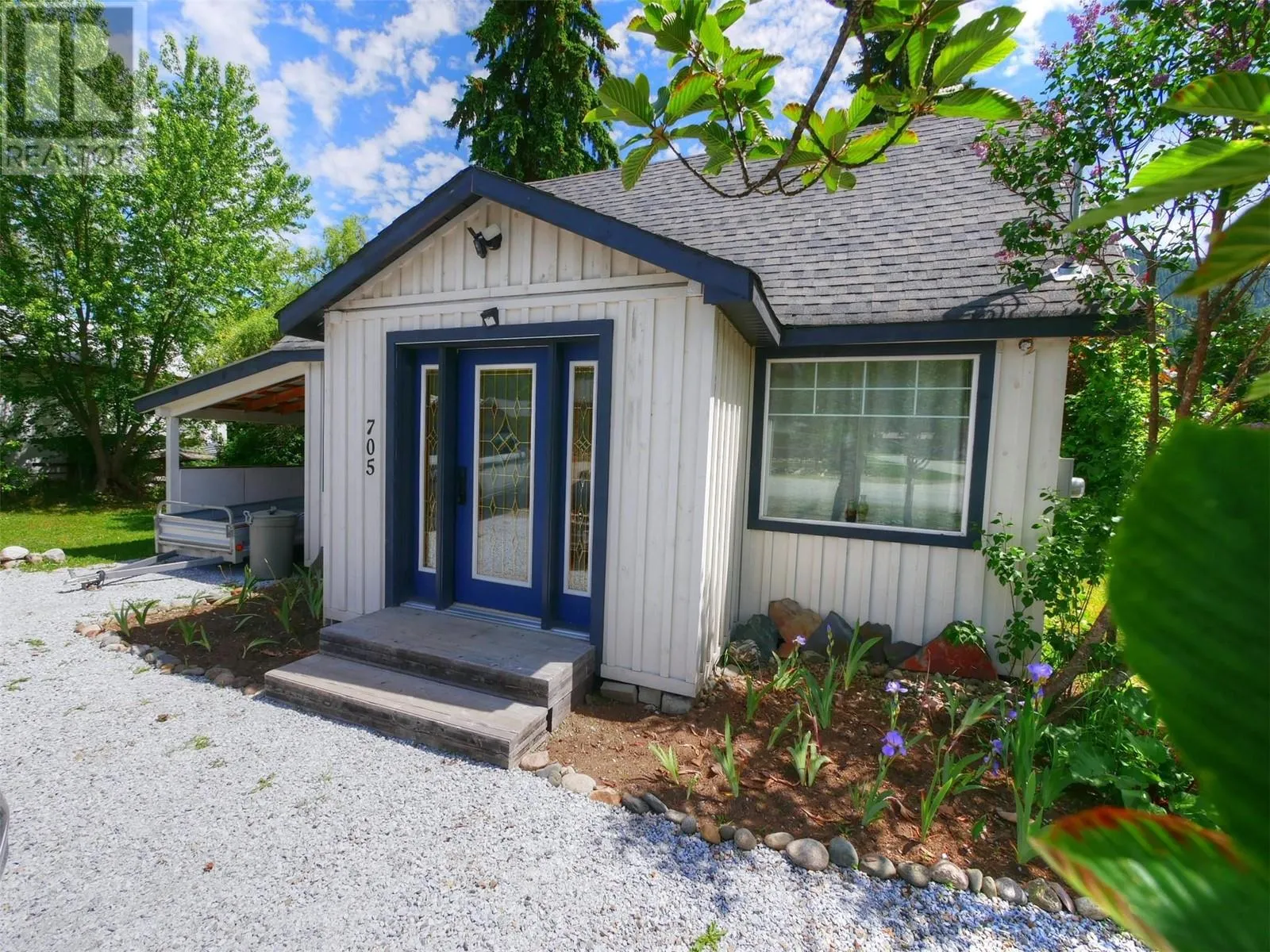 House for rent: 705 Glendale Avenue, Salmo, British Columbia V0G 1Z0