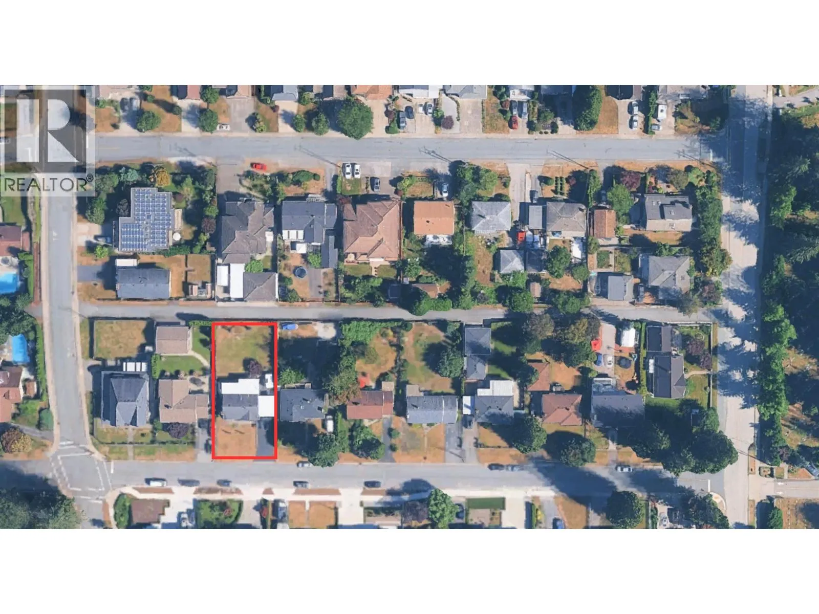 House for rent: 705 Ivy Avenue, Coquitlam, British Columbia V3J 2J1