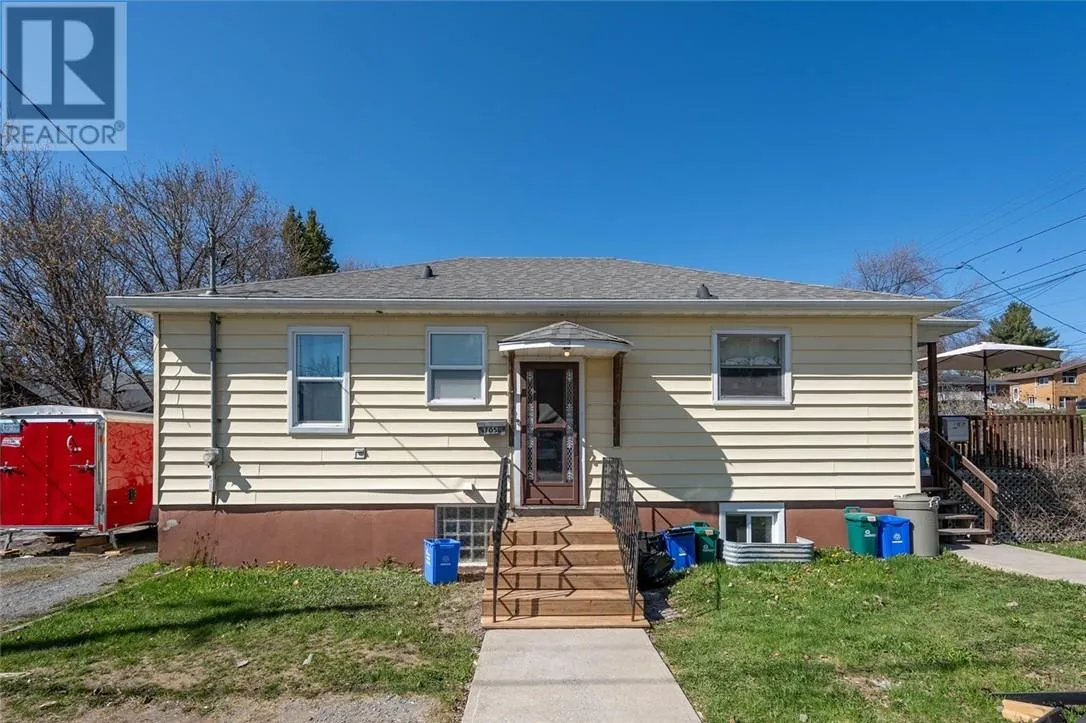 House for rent: 705 Shields Street, Sudbury, Ontario P3E 3W3