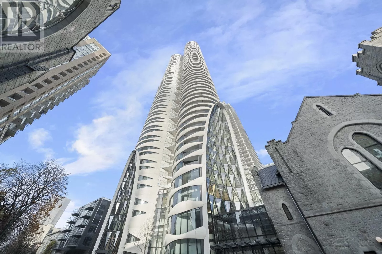 Apartment for rent: 706 1033 Nelson Street, Vancouver, British Columbia V6E 0E5