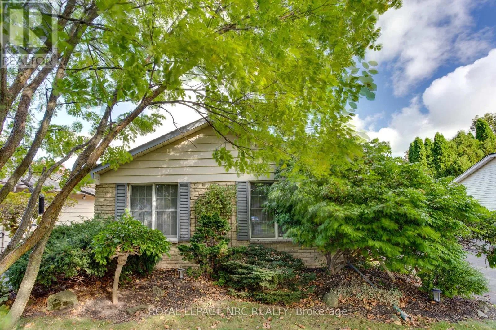 House for rent: 7061 Dolphin Street, Niagara Falls, Ontario L2E 6Y3