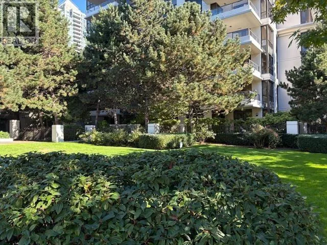 Apartment for rent: 707 2088 Madison Avenue, Burnaby, British Columbia V5C 6T5