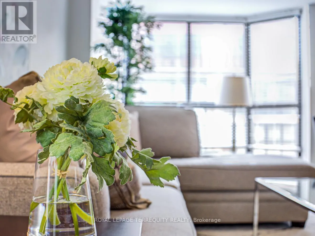 Apartment for rent: 707 - 30 Church Street, Toronto, Ontario M5E 1S7