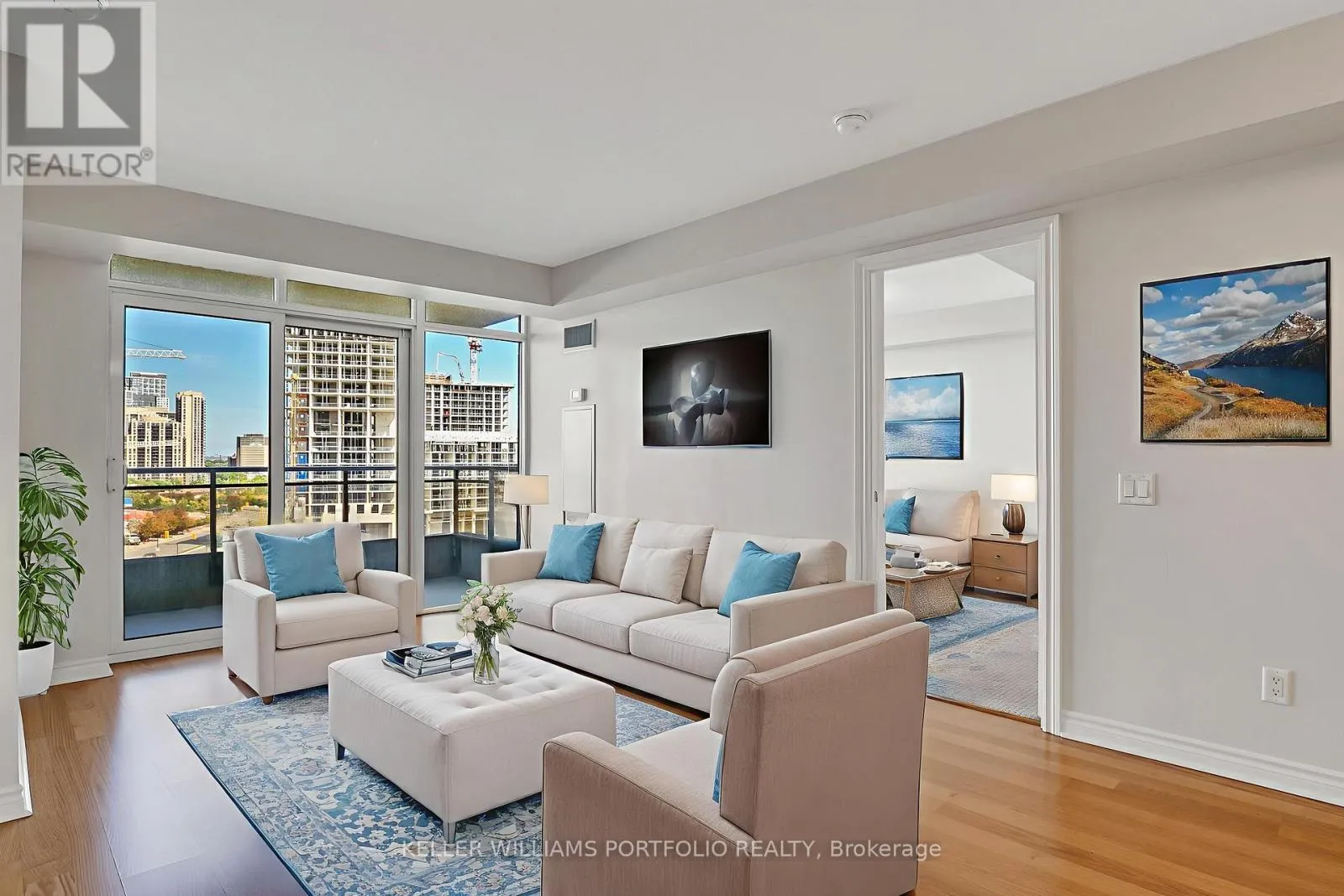 Apartment for rent: 707 - 5229 Dundas Street W, Toronto, Ontario M9B 6L9