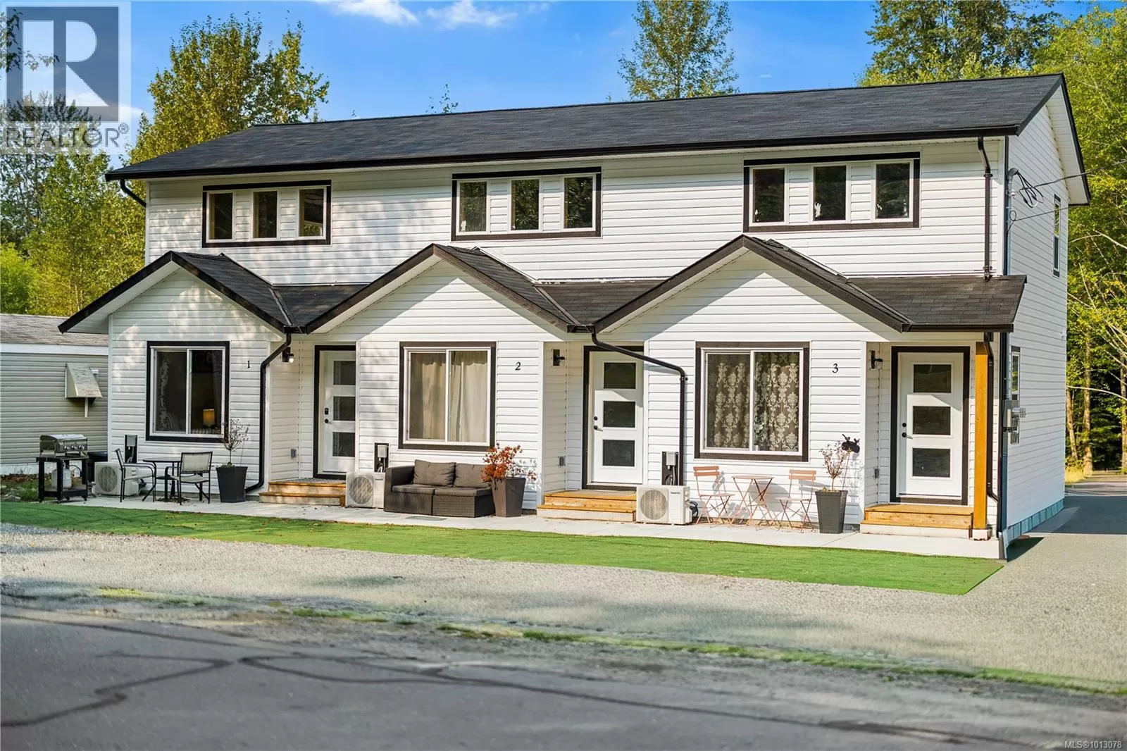 Triplex for rent: 707 Kelsey Way, Sayward, British Columbia V0N 1A0