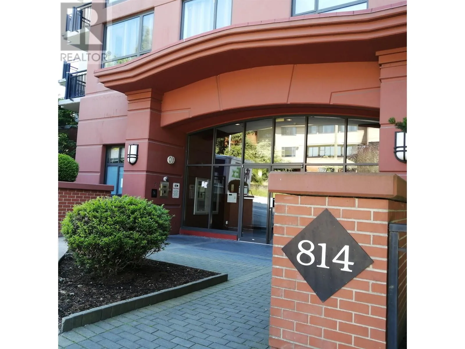 Apartment for rent: 708 814 Royal Avenue, New Westminster, British Columbia V3M 1J9