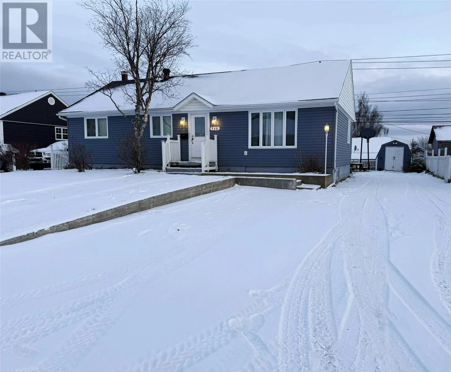 House for rent: 708 Churchill Street, Labrador City, Newfoundland & Labrador A2V 1T5