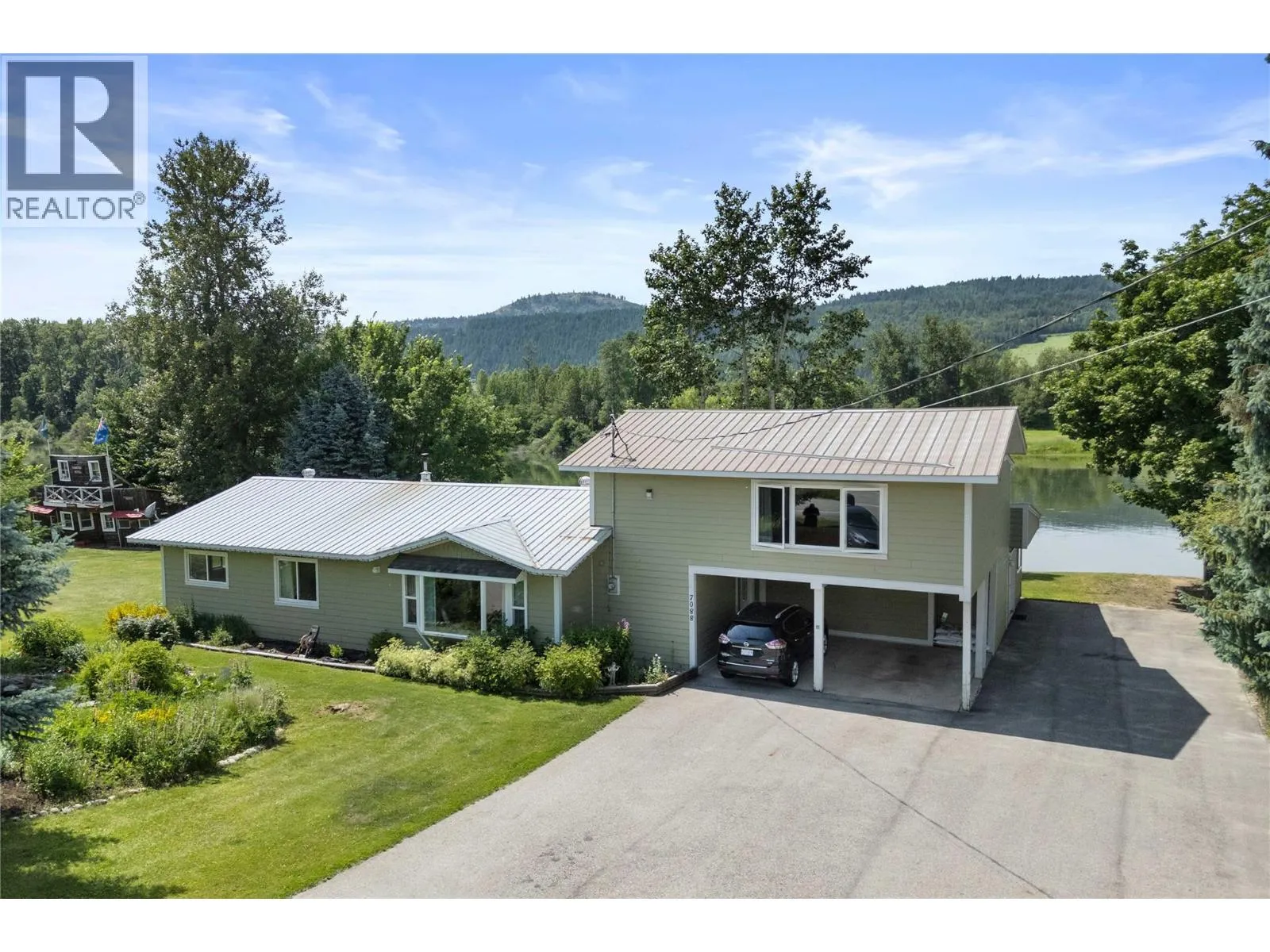 House for rent: 7088 97a Highway, Grindrod, British Columbia V0E 1Y0