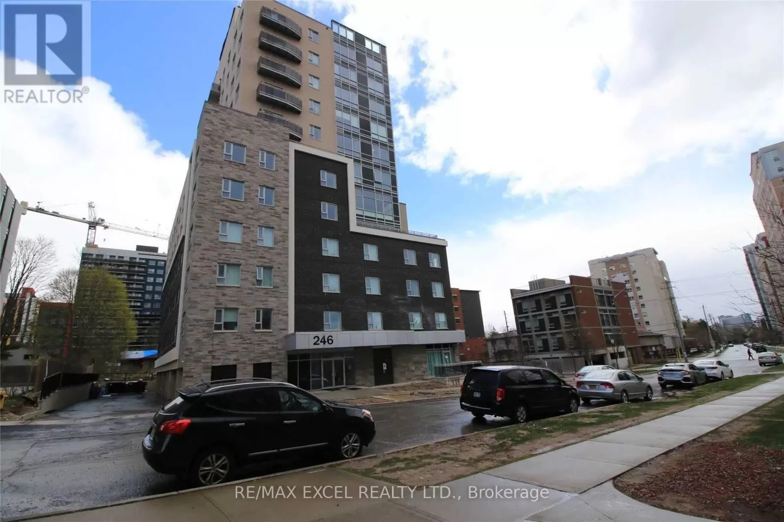 Apartment for rent: 709 - 246 Lester Street, Waterloo, Ontario N2L 0H1