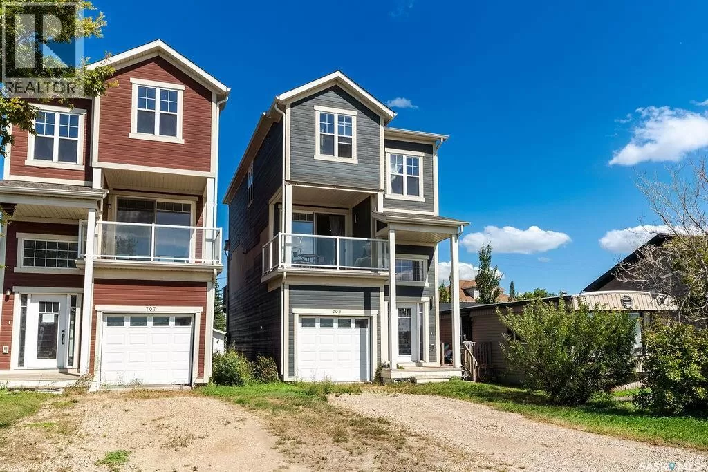 House for rent: 709 Railway Avenue, Wilcox, Saskatchewan S0G 5E0