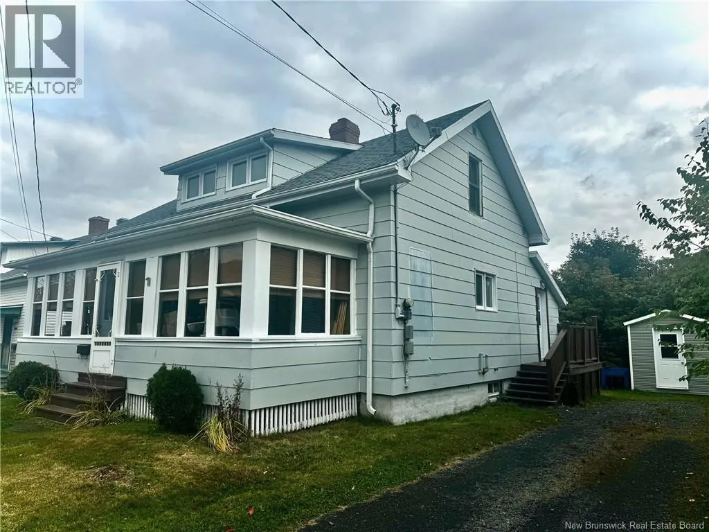 House for rent: 71 21e Avenue, Edmundston, New Brunswick E3V 2C2