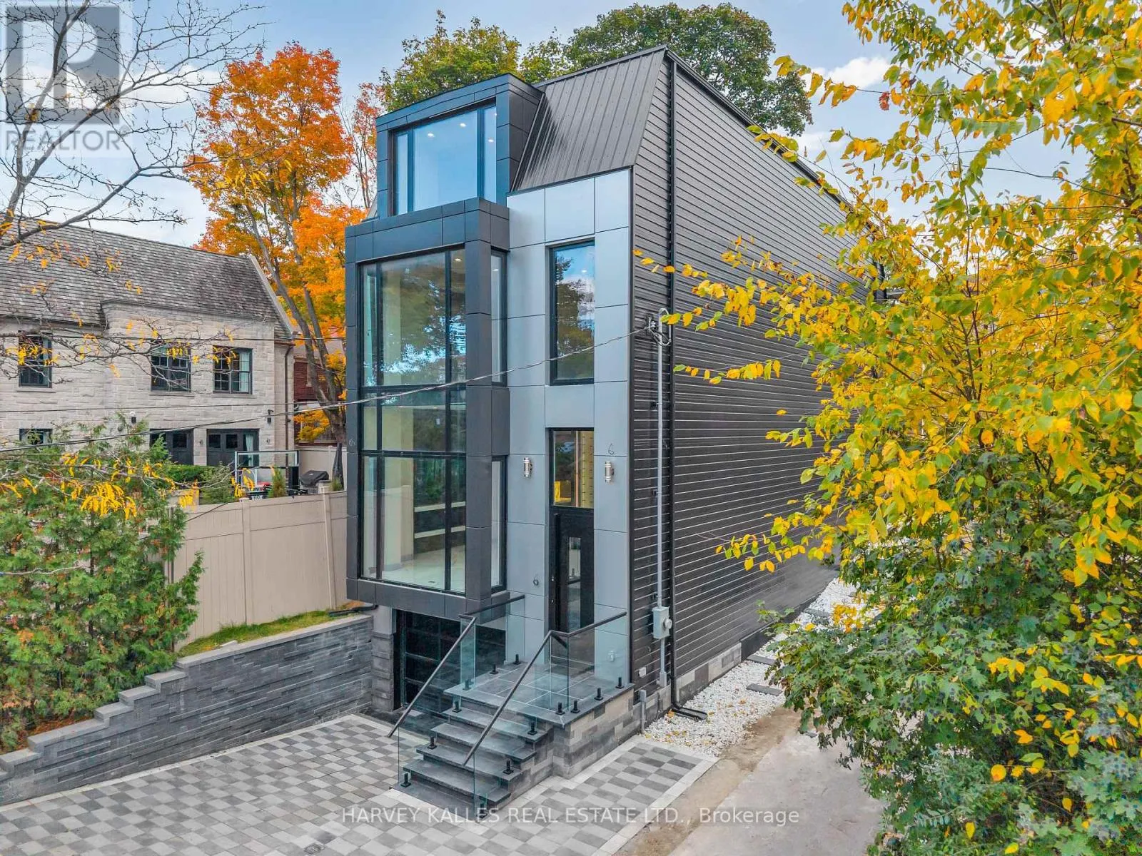 House for rent: 71 Ardmore Road, Toronto, Ontario M5P 1V4