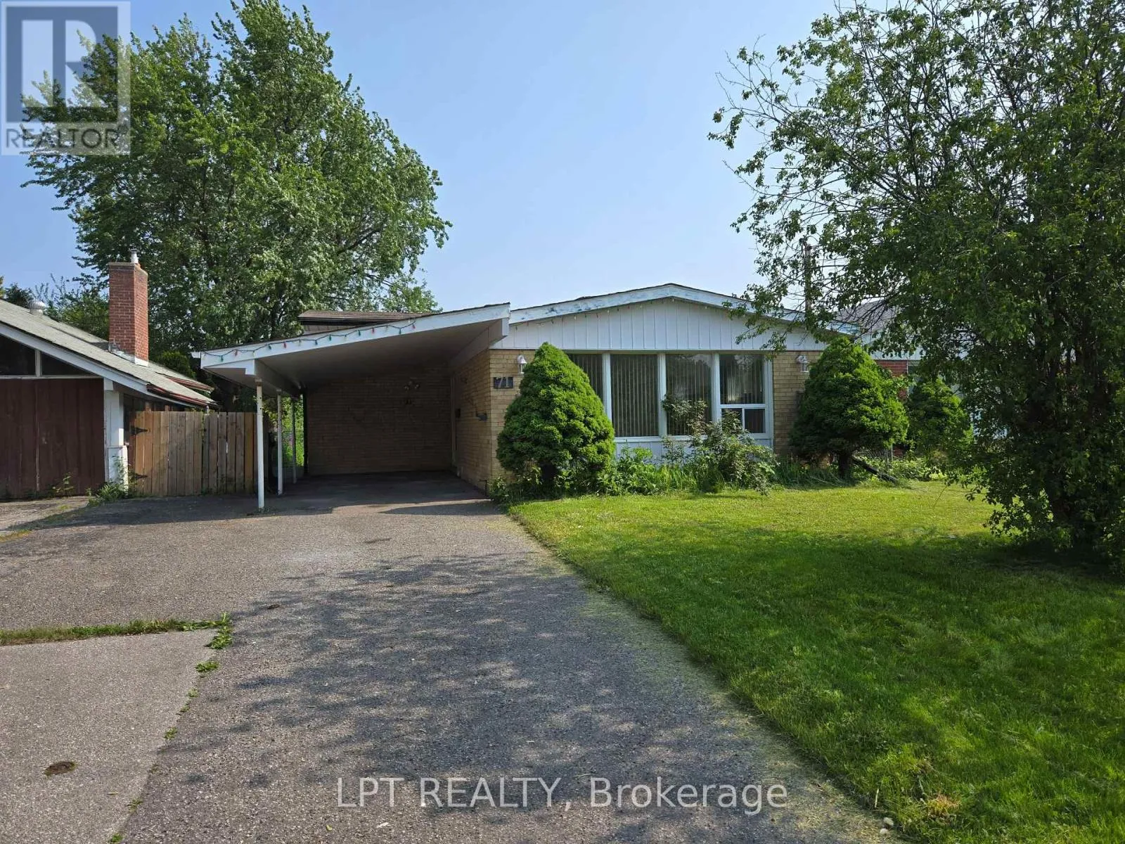 House for rent: 71 Deerfield Road, Toronto, Ontario M1K 4X2