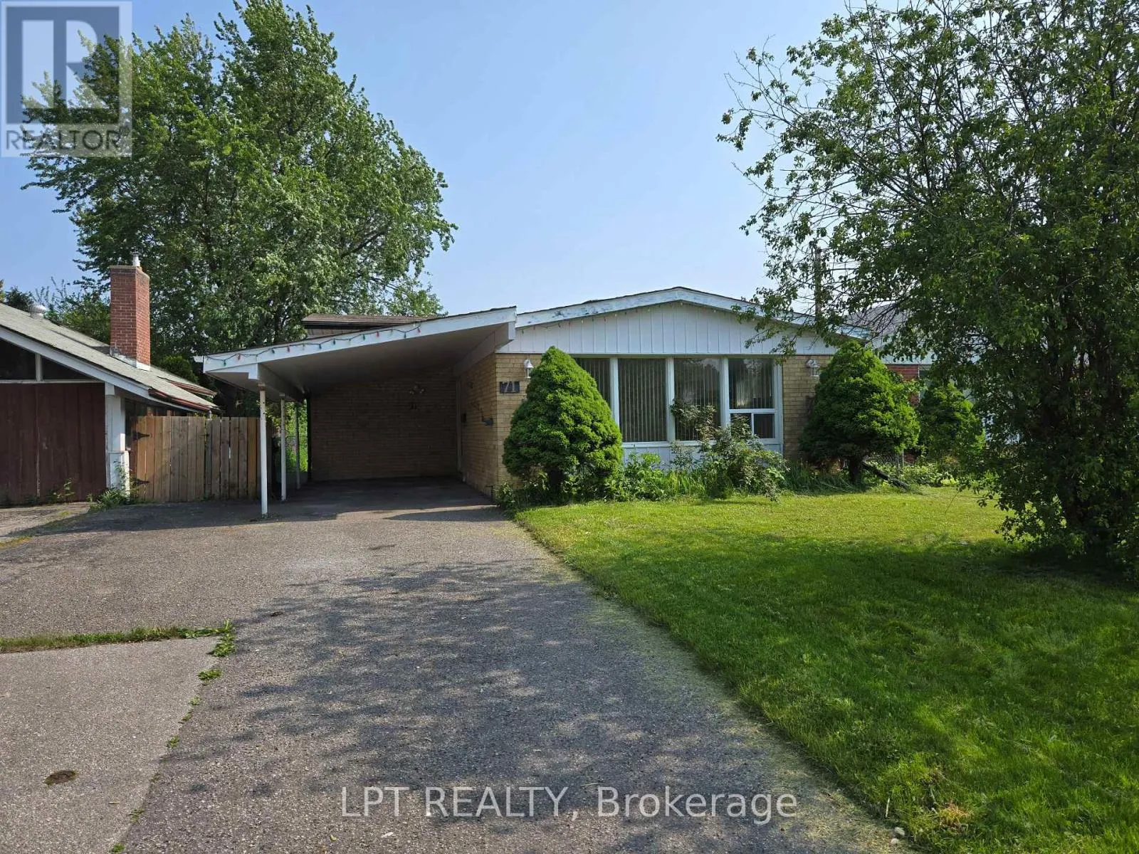 House for rent: 71 Deerfield Road, Toronto, Ontario M1K 4X2