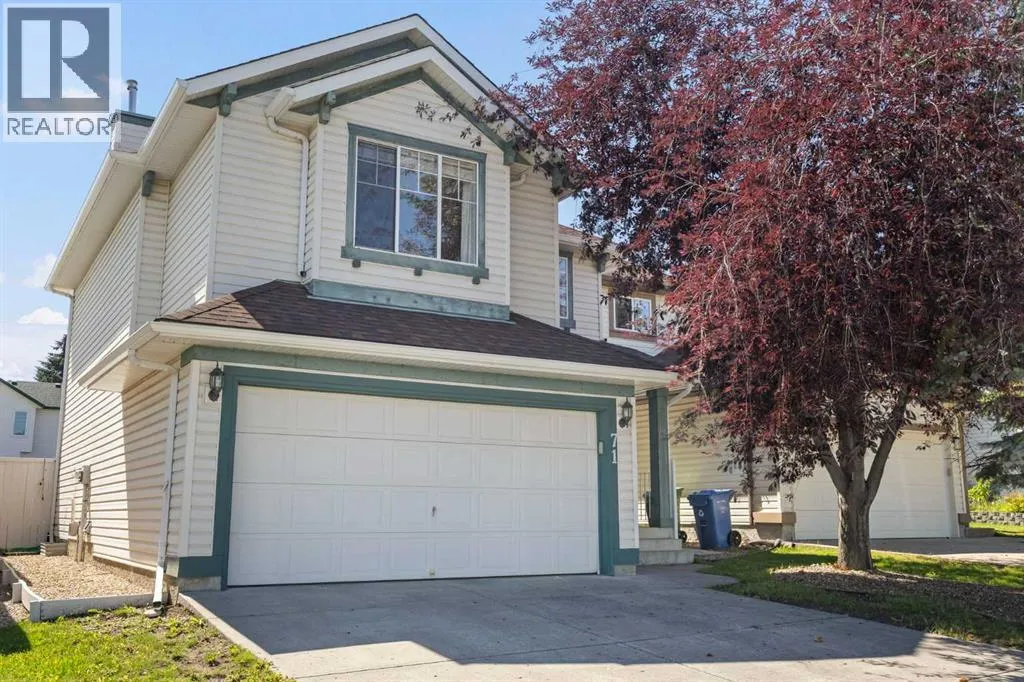 House for rent: 71 Somercrest Close Sw, Calgary, Alberta T2Y 3H8