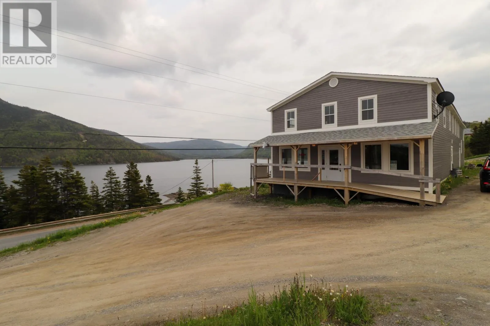 Commercial Mix for rent: 71 Tableland Drive, Birchy Head, Newfoundland & Labrador A0K 1K0