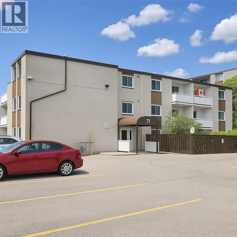 Apartment for rent: 71 Vanier Drive Unit# 205, Kitchener, Ontario N2C 1J4