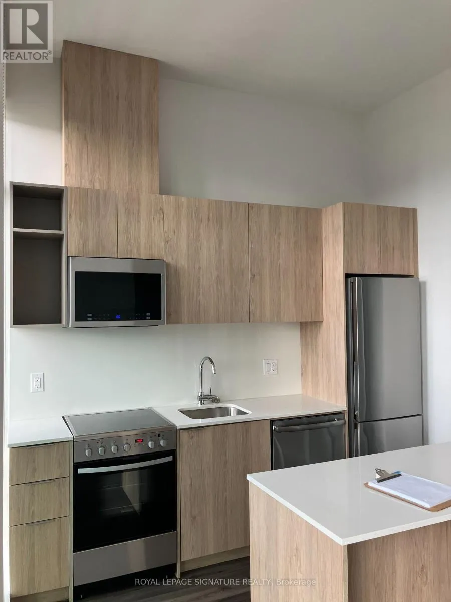 Apartment for rent: 710 - 25 Nicholas Avenue, Toronto, Ontario M5A 0M9