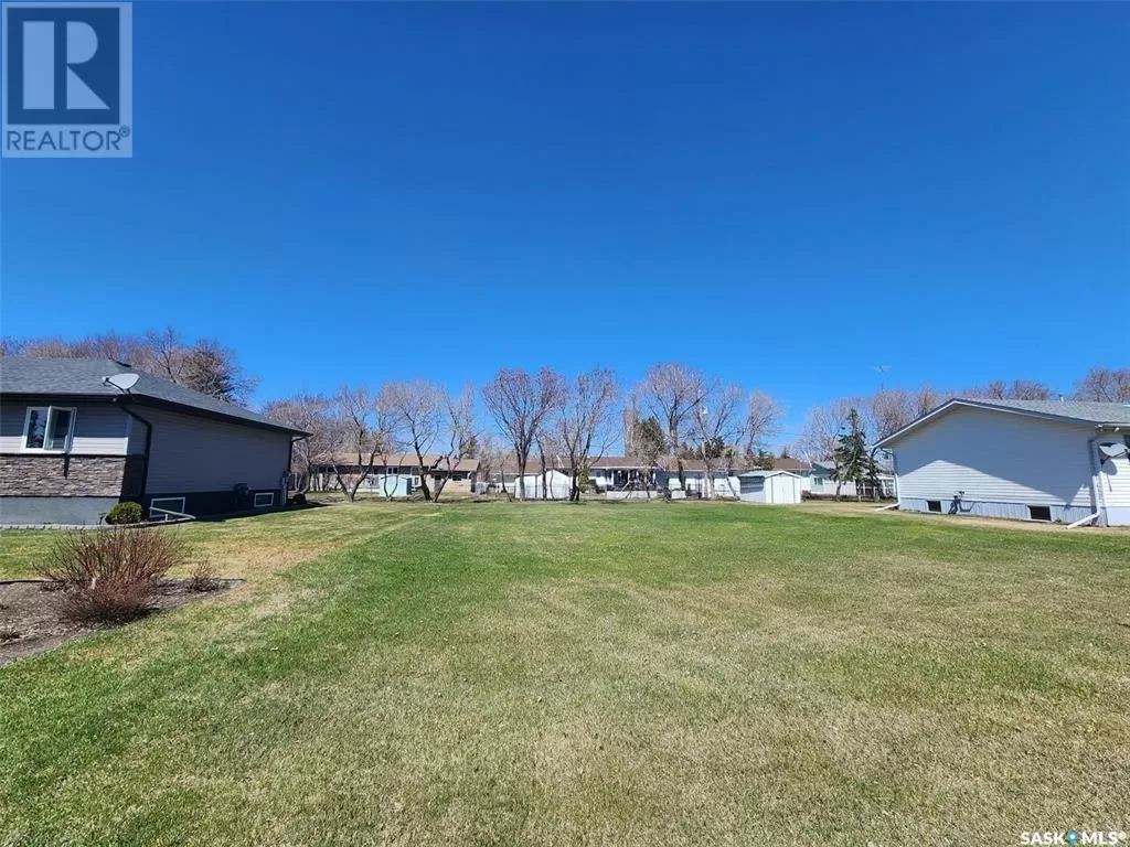 Unknown for rent: 710 Black Drive, Grenfell, Saskatchewan S0G 2B0