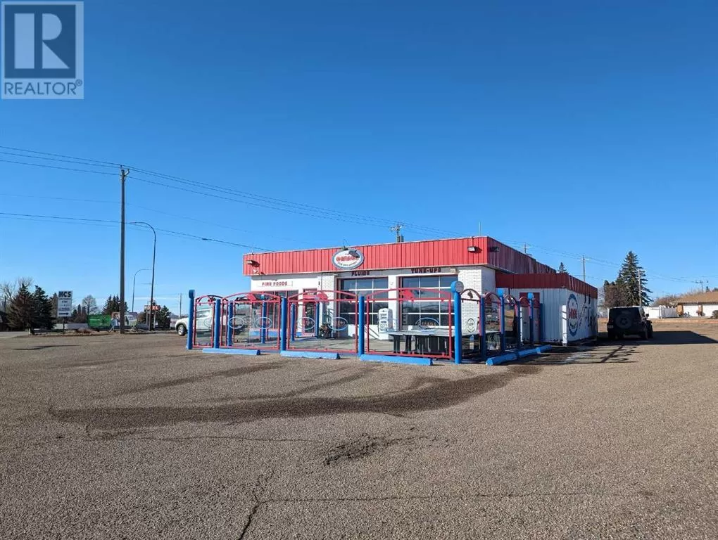 Commercial Mix for rent: 710 Gershaw Drive Sw, Medicine Hat, Alberta T1A 5C8