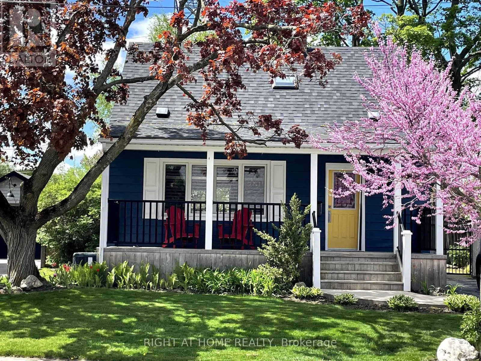 House for rent: 710 Hager Avenue, Burlington, Ontario L7S 1R1