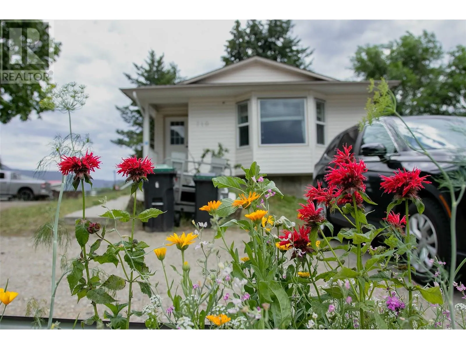 House for rent: 710 Ivy Street, Castlegar, British Columbia V1N 2G4